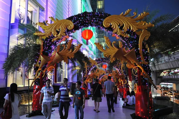 Bangkok Tayland Ocak 2012 Şenlikli Bir Şekilde Dekore Edilmiş Alışveriş — Stok fotoğraf