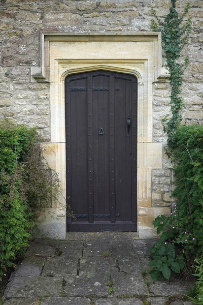 Vista Frontale Dell Edificio Con Porta — Foto Stock