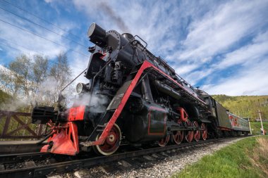 Eski Buhar lokomotif ayakta bir İstasyonu
