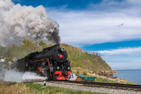 Velha Locomotiva Parte Estação — Fotografia de Stock