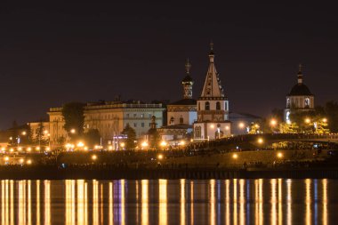 Irkutsk 'taki Aşağı Angara setinin manzarası