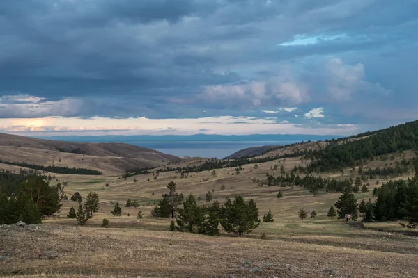 Blick Auf Den Baikalsee Und Die Taschran Steppe — Stockfoto