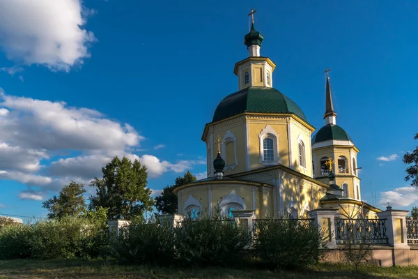 Εκκλησία Της Μεταμόρφωσης Του Σωτήρος Ιρκούτσκ — Φωτογραφία Αρχείου