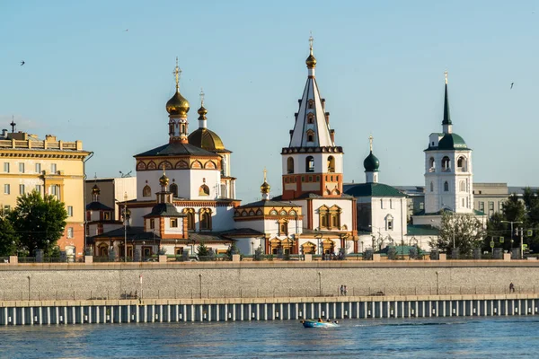 Θέα Στον Καθεδρικό Ναό Των Θεοφανείων Ιρκούτσκ — Φωτογραφία Αρχείου