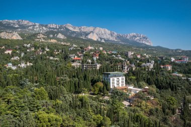 Görünümü Simeiz villagt ve AI-Petri dağlar