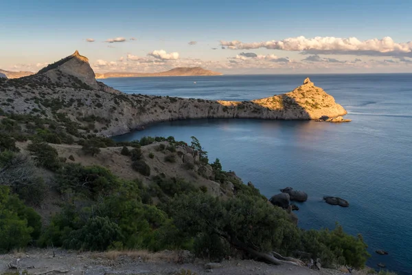 Cape Kapchik görünümünü gün batımında