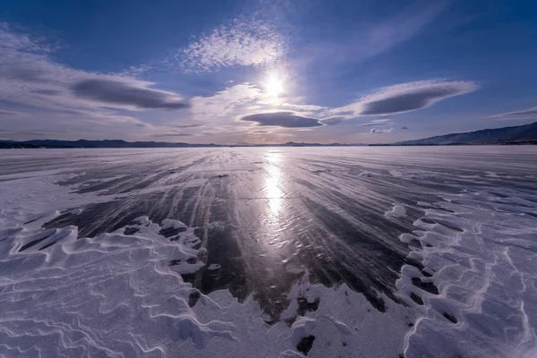 Śniegu Dryfuje Lód Jezioro Bajkał — Zdjęcie stockowe