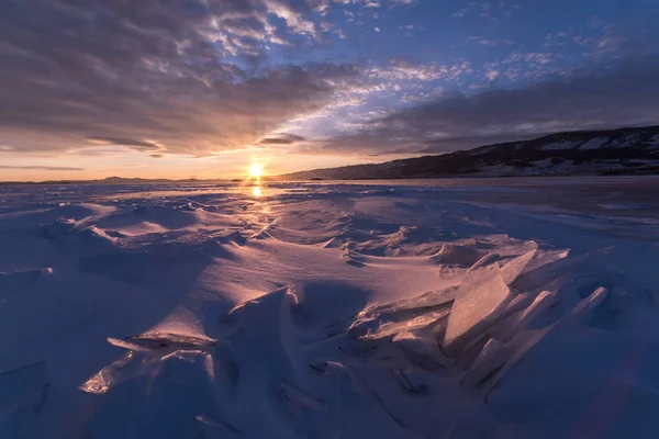 Vinter Solnedgång Baikal Ices — Stockfoto