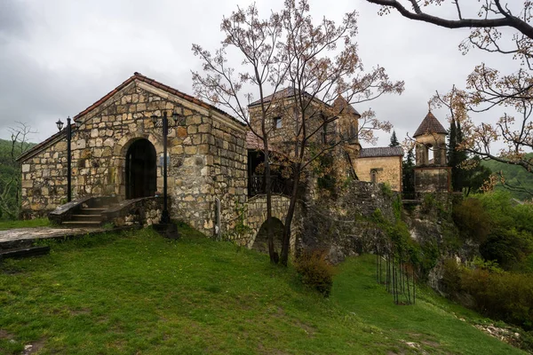 Monasterio de Motsameta cerca de Kutaisi, Georgia — Foto de Stock