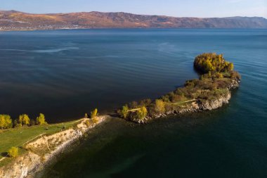 Cape Shamansky, Baykal Gölü'nün en iyi manzarası