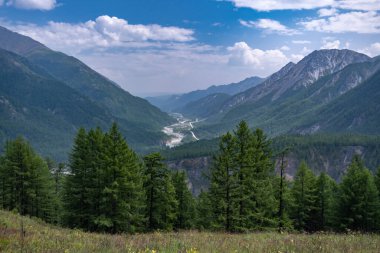 Doğu Sayan Dağları 'ndaki manzara