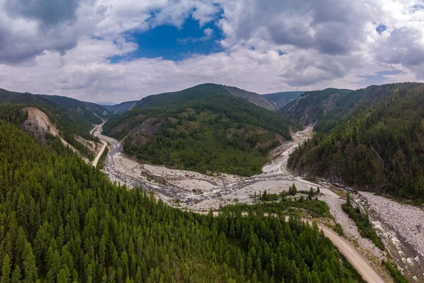 Rio Irkut Flui Nas Montanhas Leste Sayan — Fotografia de Stock