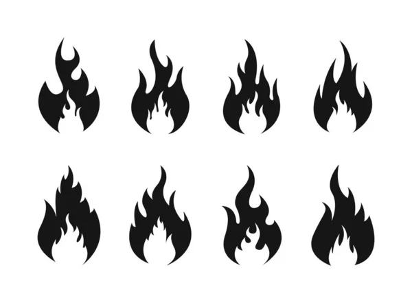 Készlet tűz lángok ikonok. Tűz sziluettje. Vektoros illusztráció. — Stock Vector
