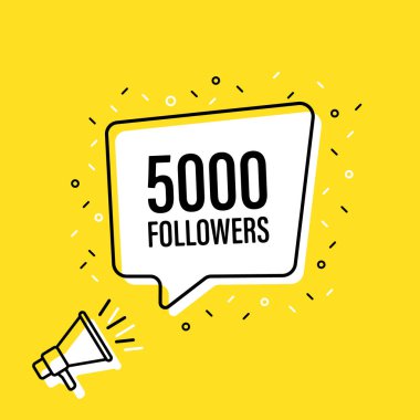 5000 bin konuşma balonu ile megafon tutan erkek el. Hoparlör. Banner iş, pazarlama ve reklam için. Vektör çizimi.