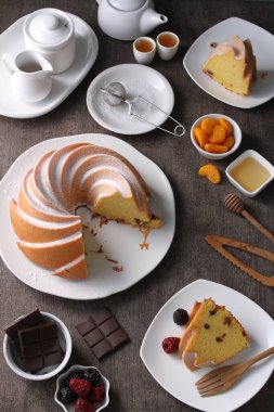 Masada lezzetli bir pasta var.