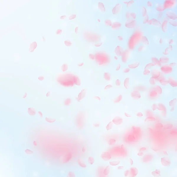 Pétalas Sakura a cair. Gradiente de flores rosa romântico. Pétalas voadoras no céu azul quadrado backgro —  Vetores de Stock