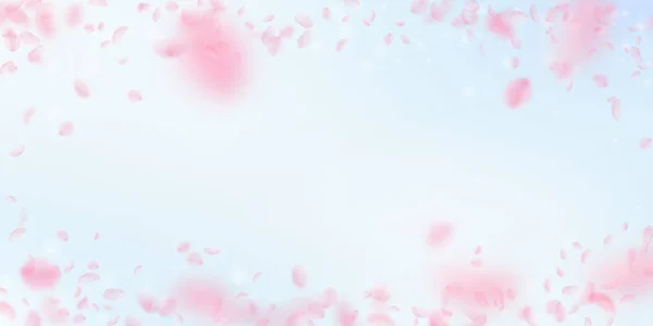 Pétalas Sakura a cair. Vinheta de flores rosa romântico. Pétalas voadoras no céu azul backgroun largo — Vetor de Stock