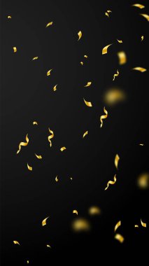 Flamalar ve konfeti. Altın sarısı süslemeler ve 