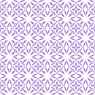 Yaz, egzotik, pürüzsüz sınır. Mor şaşırtıcı. 