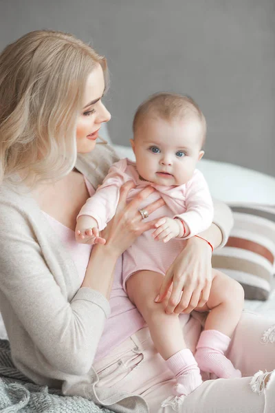 Young Mother Taking Care Her Little Baby Girl Beautiful Mom — Stock Photo, Image