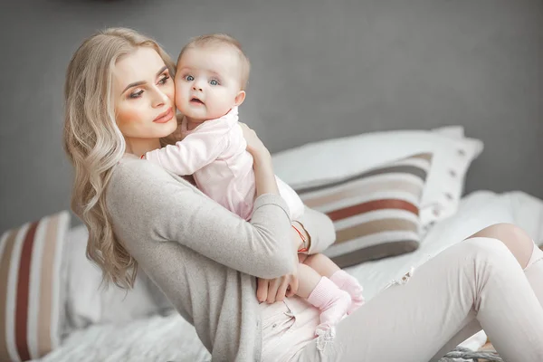 Young Mother Taking Care Her Little Baby Girl Beautiful Mom — Stock Photo, Image