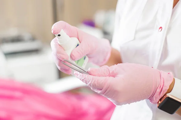 Unrecognizable Doctor Cleaning Disinfecting Tools Antibacterial Agent Hands Close Cosmetologist — Stock Photo, Image