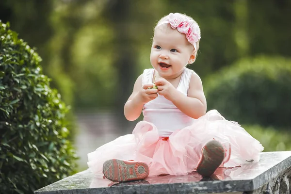 Little Baby Girl Fashionista Park Smiling Child Outdoors Baby Looking — Stock Photo, Image