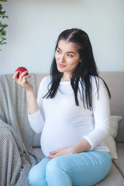 Aantrekkelijke Jonge Vrouw Die Een Kind Verwacht Zwangere Vrouw Vrouw — Stockfoto