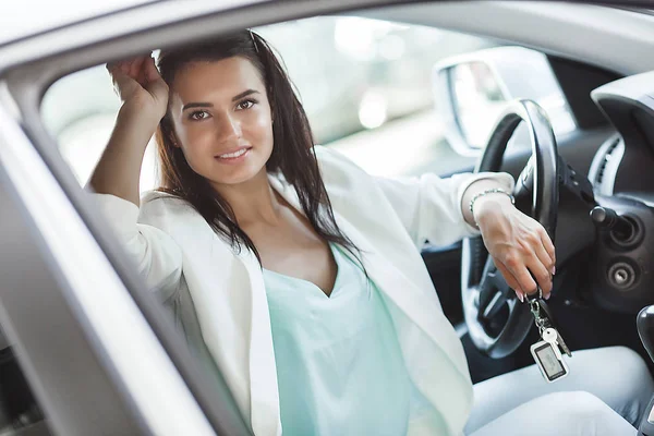 Attractive Young Woman Driving Car Fancy Woman Automobile Rich Adult — Stock Photo, Image