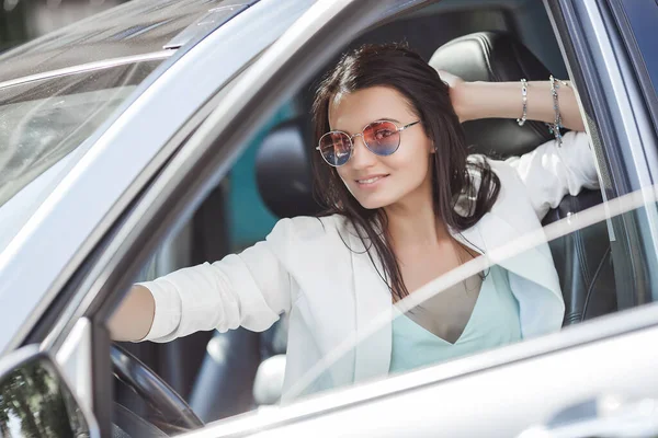 Gorgeous Lady Fansy Car — Stock Photo, Image