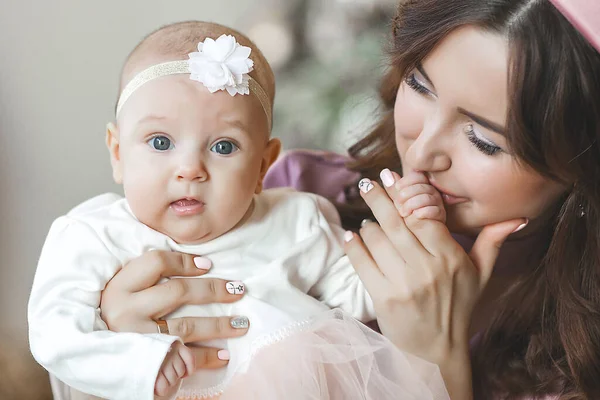 Attractive Young Mother Her Little Baby Girl Christmas Background — Stock Photo, Image