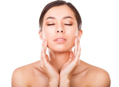 Mükemmel cilt ve doğal makyaj güzel genç Asyalı kadın portresi