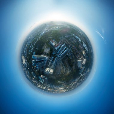 Panorama 360 derece küre görüntü cityscape gökyüzü ile .