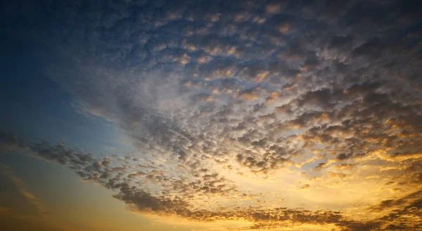 Belo Panorama Pôr Sol Natural Nascer Sol Incrível Nuvem Laranja — Fotografia de Stock