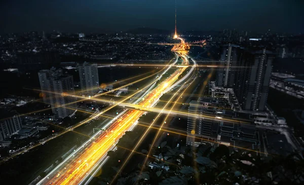 Red Comunicación Semáforo Autopista Concepto Red Ciudades Inteligentes Comunicación Por —  Fotos de Stock