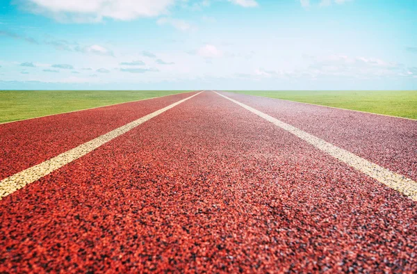 Red Running Track Sky Background — Stock Photo, Image