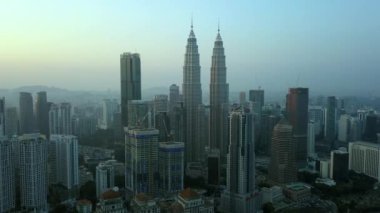 Cityscape gece panorama görünümü, Bangkok, Tayland, Thailand, iş bölgesinde yüksek gökdelen ve Bangkok modern ofis iş binası.