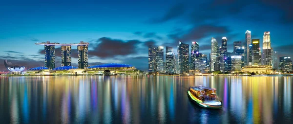 Vista Panorâmica Paisagem Urbana Singapura Skyline Cena Noturna — Fotografia de Stock