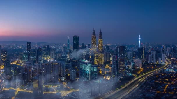 Flygfoto Över Kuala Lumpur Stadsbild Skyline Nattscen — Stockvideo