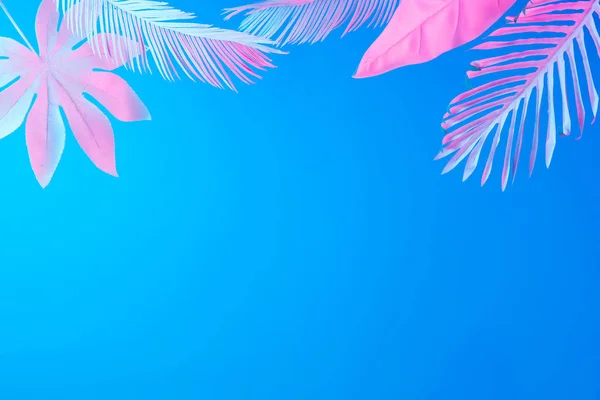 Beyaz Boyalı Tropikal Palmiye Konsept Sanat Canlı Kalın Degrade Holografik — Stok fotoğraf