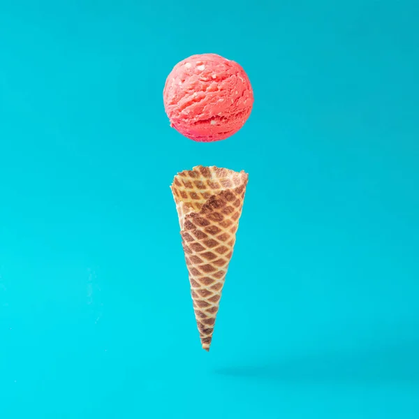 Vanilla Strawberry Ice Cream Ice Cream Cone Pastel Blue Background — Stock Photo, Image