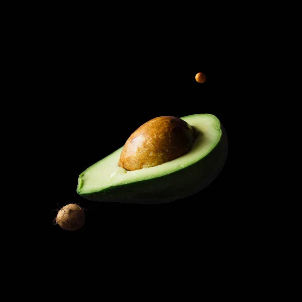 Kreativt Abstrakt Universmønster Med Planeter Laget Frukt Mørk Bakgrunn Sommermatkonsept stockfoto