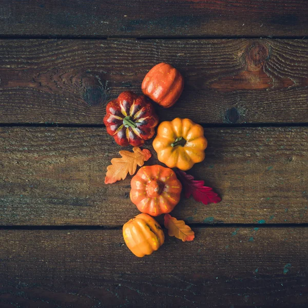 Creative Autumn Halloween Layout Leaves Pumpkins Dark Wooden Background — Stock Photo, Image