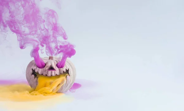 Halloween Jack Calabaza Linterna Con Humo Colores Que Sale Ella — Foto de Stock