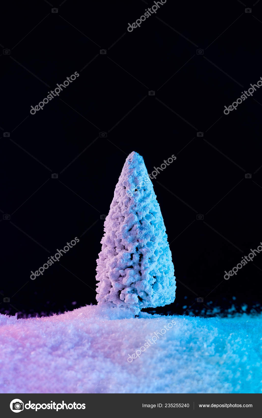 Snowy Christmas Tree Vibrant Bold Gradient Holographic Colors Dark  Background Stock Photo by ©Zamurovic 235255160