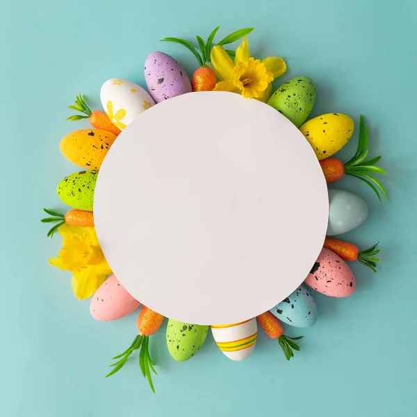 Creative Composition Made Colorful Easter Eggs Spring Flowers Paper Card — Stock Photo, Image