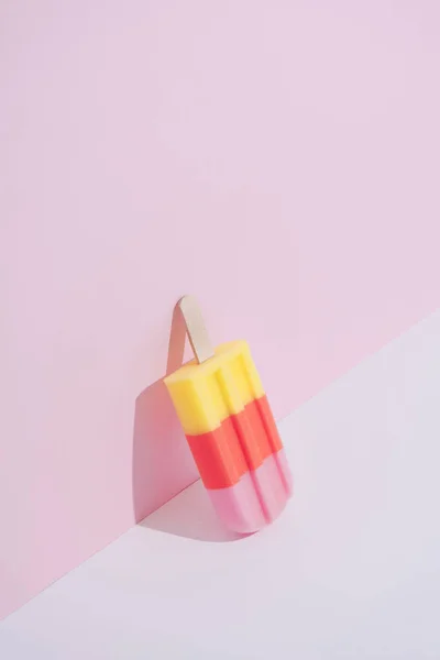 Colorido Helado Paleta Sobre Fondo Rosa Pastel Concepto Verano Mínimo — Foto de Stock