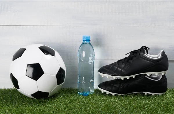 Bottle Water Green Lawn Next Ball Shoes Football — Stock Photo, Image