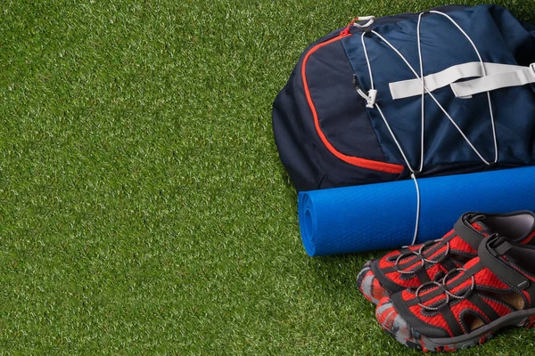 Kit Esportivo Para Recreação Extrema Natureza Gramado Verde Com Lugar — Fotografia de Stock