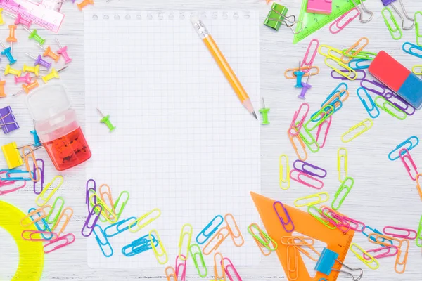 kayıtları, ileti örneği, ataç ve iğne bir dizi için arka plan